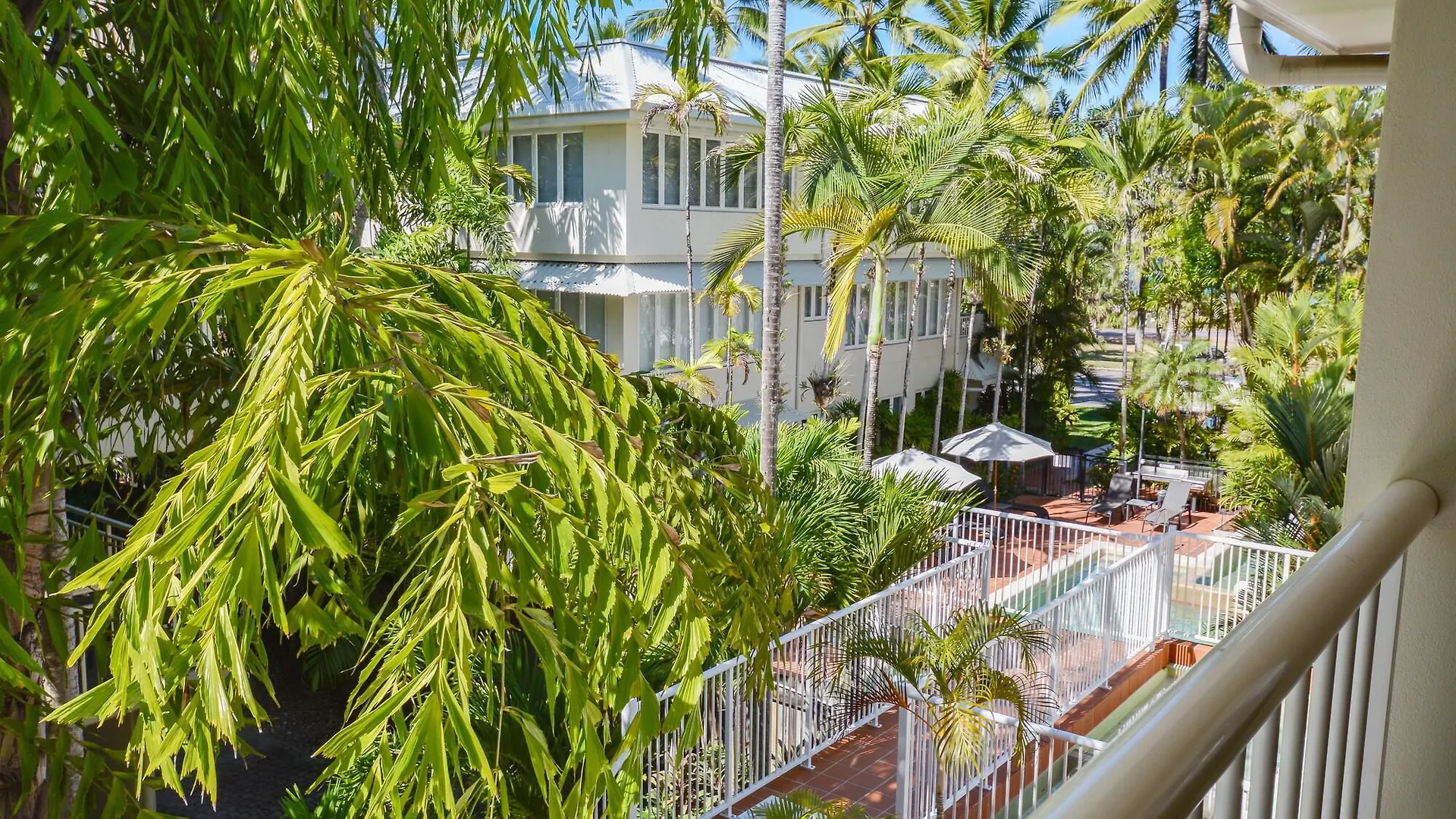 Balboa Apartments Port Douglas