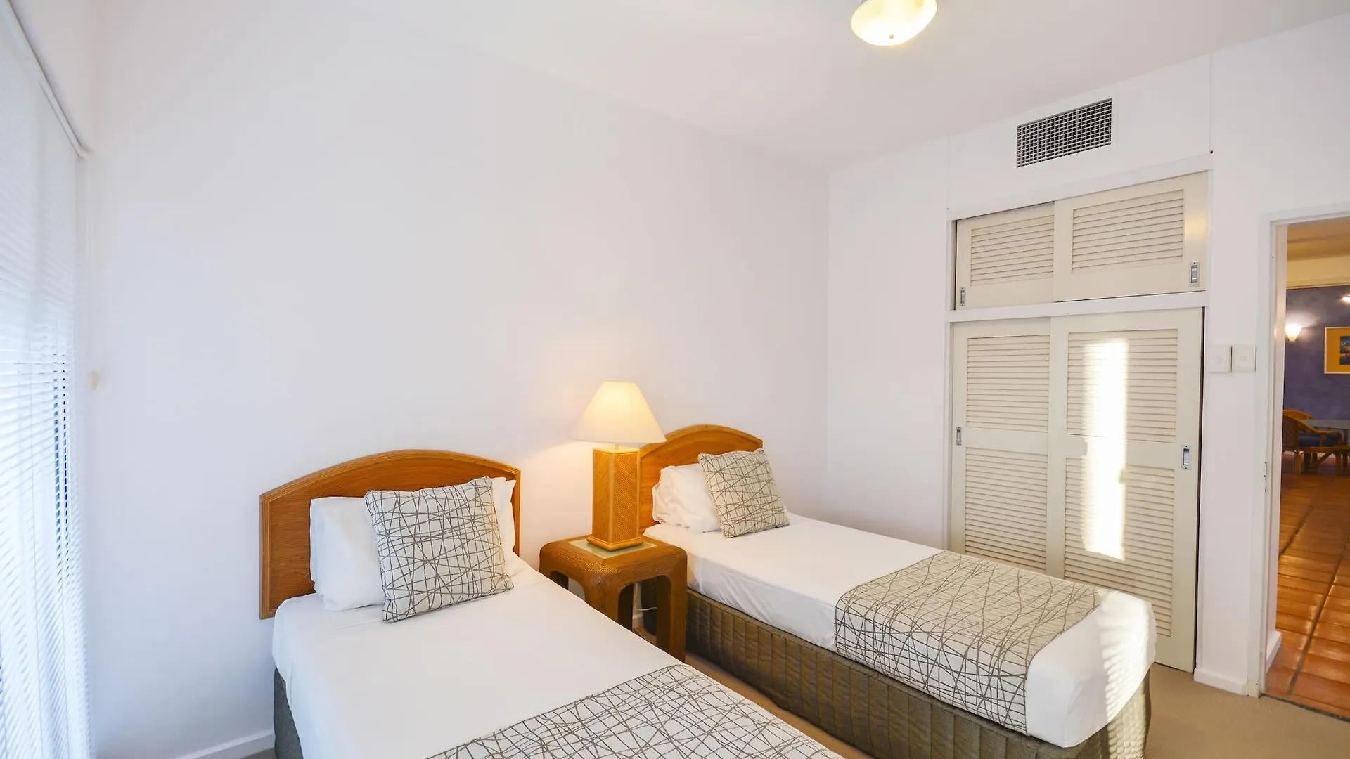 Balboa Apartments Port Douglas 4*,