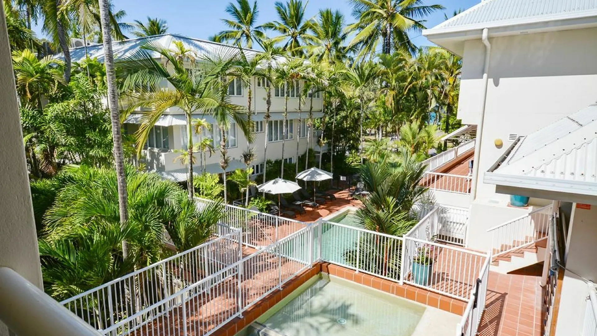 Balboa Apartments Port Douglas
