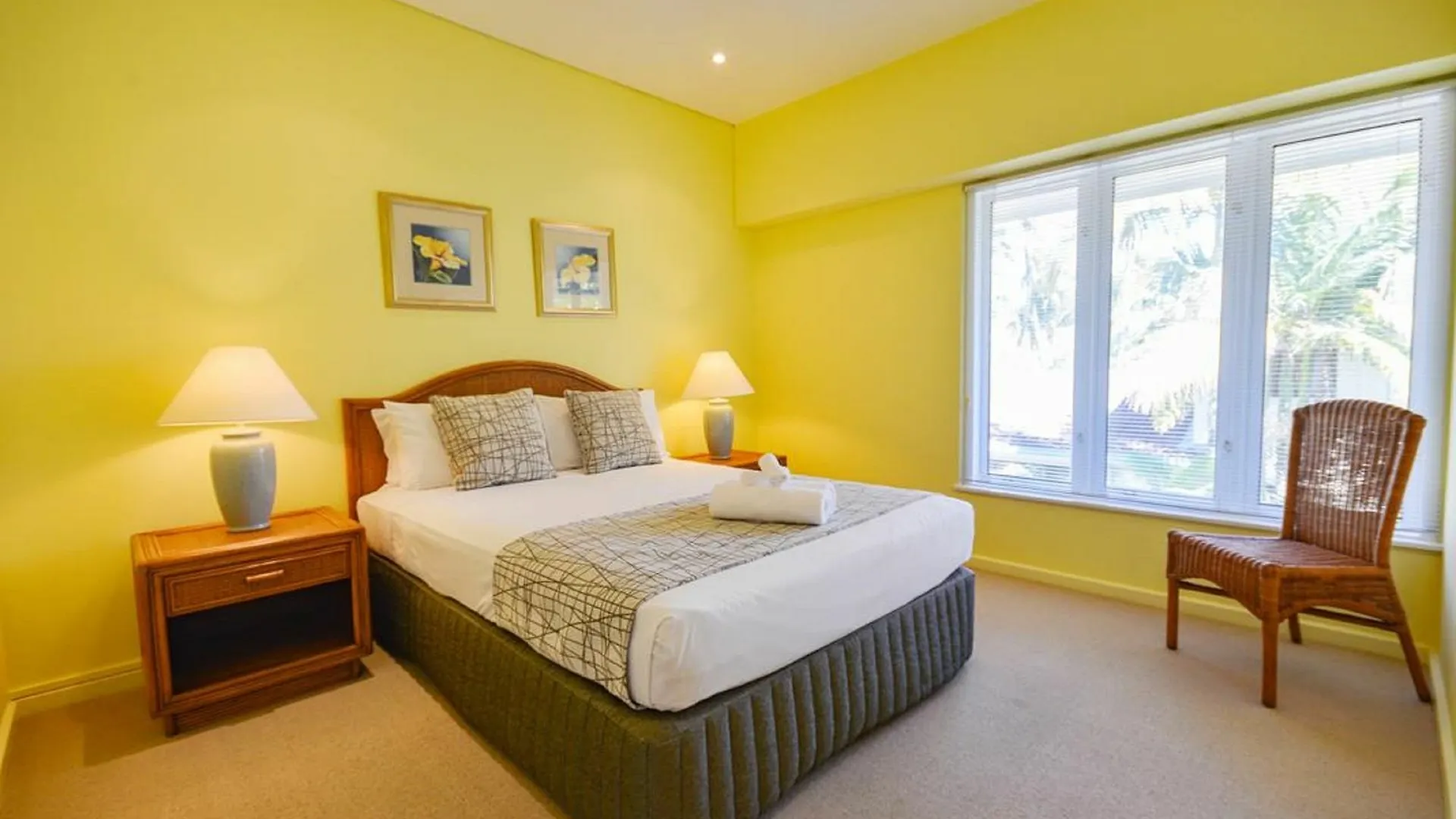 Balboa Apartments Port Douglas