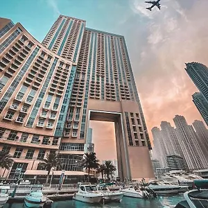 Address Marina Aparthotel