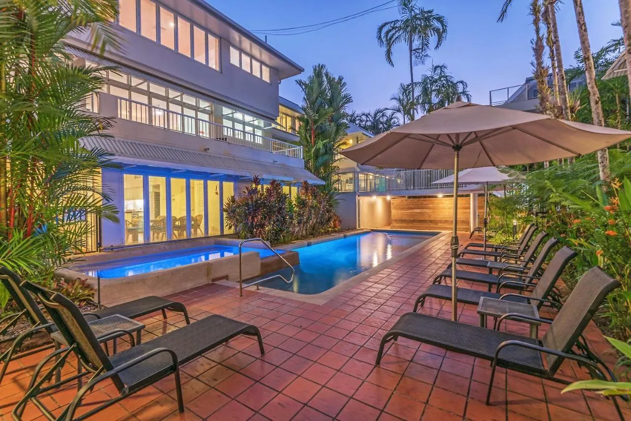 Balboa Apartments Port Douglas Aparthotel