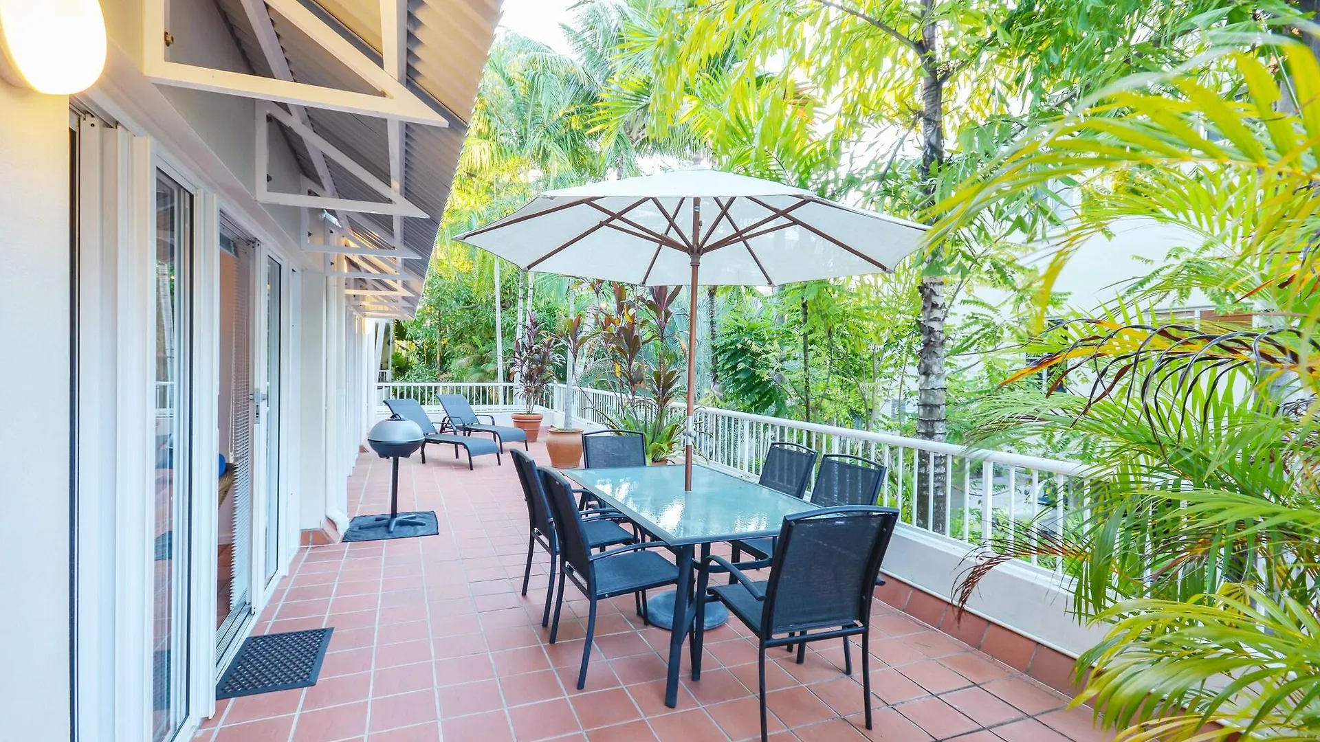 Balboa Apartments Port Douglas Australia