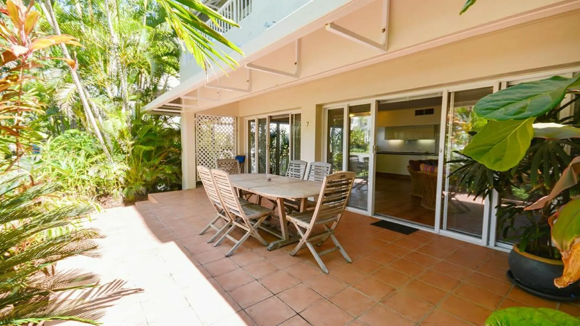 Aparthotel Balboa Apartments Port Douglas