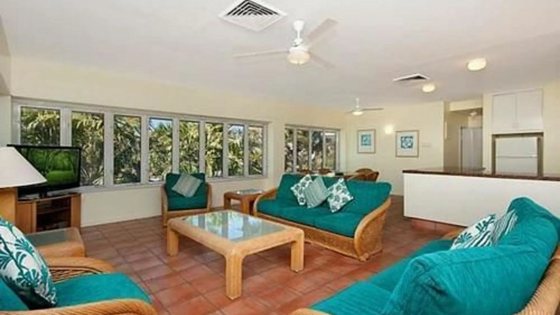 Balboa Apartments Port Douglas